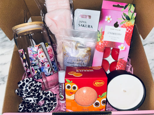 Cute lil Mother’s Day gift box ✨